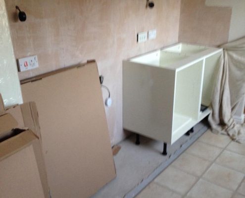 gloss kitchen and lighting