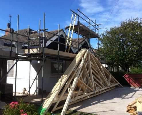 Roof trusses on extension