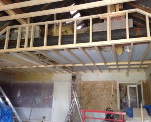 Roof trusses on extension